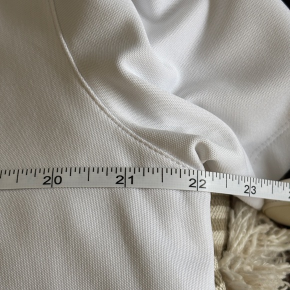 Nike White Polo Shirt Classic Design - Picture 6 of 9